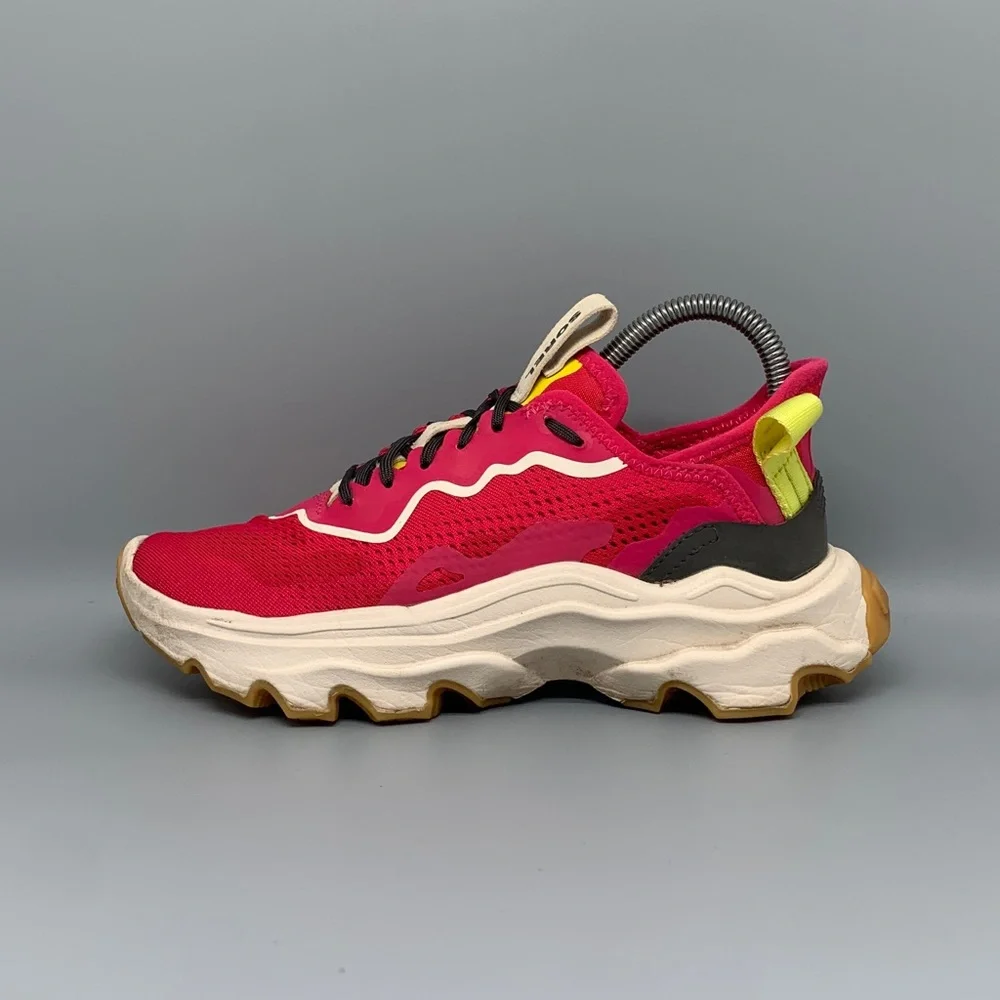 Sorel Kinetic Breakthru Pink / Hot Pink‎ Running Shoes NL4938‑612 Women’s Sz 7